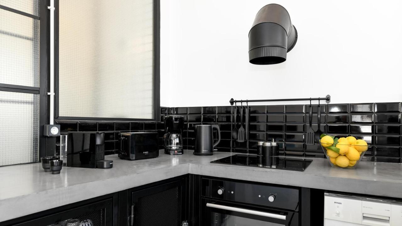 Monastiraki #Wallsfree Citycenter- Unspoiled Athens Apartments Eksteriør billede