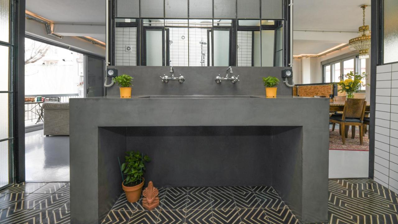 Monastiraki #Wallsfree Citycenter- Unspoiled Athens Apartments Eksteriør billede