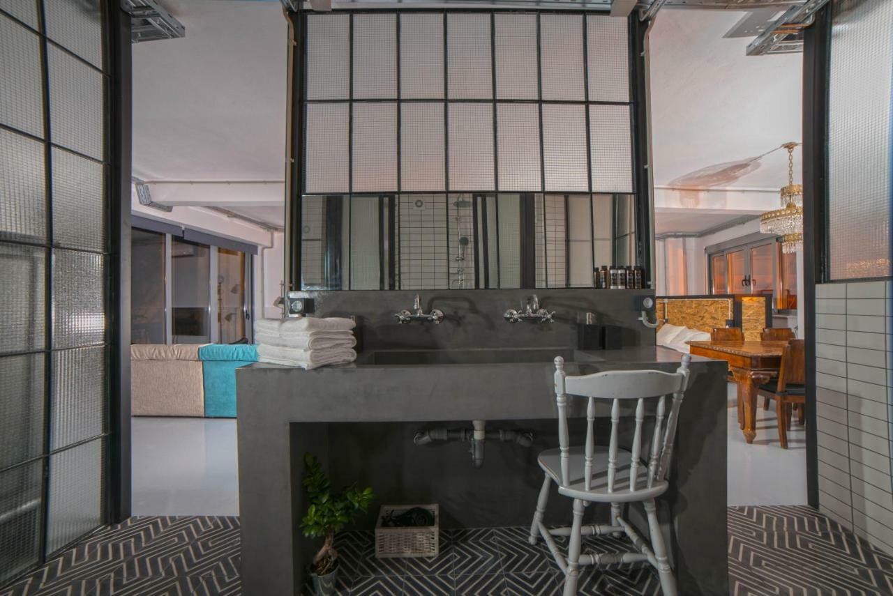 Monastiraki #Wallsfree Citycenter- Unspoiled Athens Apartments Eksteriør billede