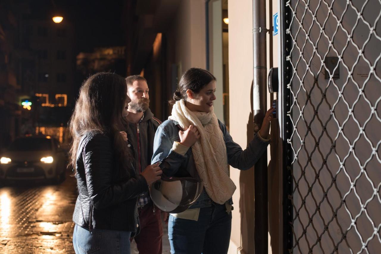 Monastiraki #Wallsfree Citycenter- Unspoiled Athens Apartments Eksteriør billede